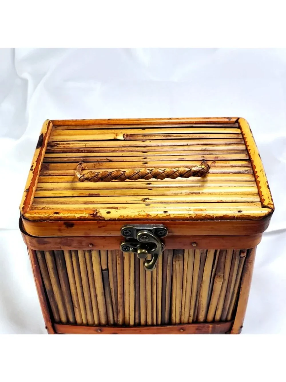 N/A vintage bamboo